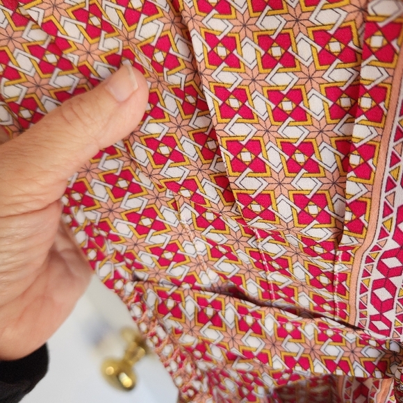 NWT Max Studio Front Tie Blouse Flutter Sleeves Medium - Picture 7 of 9